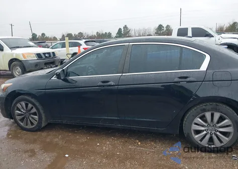 2012 Honda Accord 2.4 Ex-L from USA, damaged, VIN 1HGCP2F87CA063615